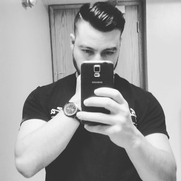 Meet your Posher, José - Picture 1 of 1